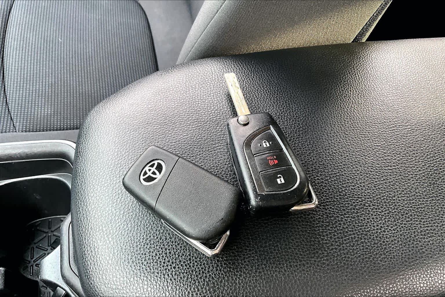 Used 2020 Toyota RAV4 LE w/ All Weather Liner Package FWD image 15