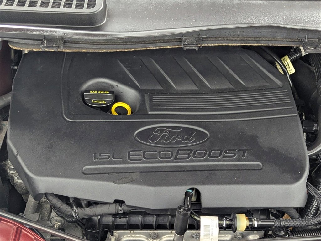 Used 2017 Ford Escape SE w/ SE Cold Weather Package image 10