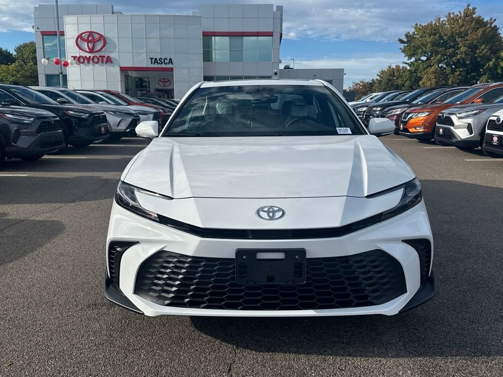 New 2026 Toyota Camry SE image 2