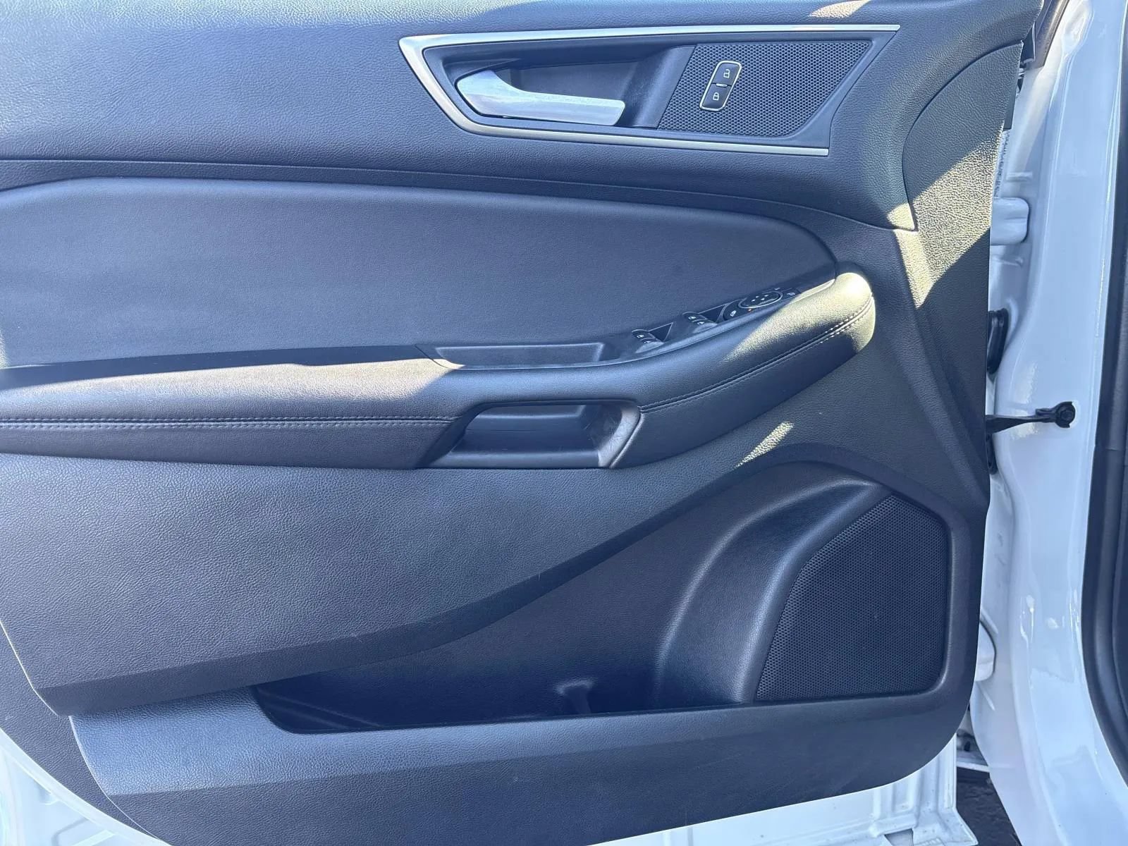 Used 2024 Ford Edge SEL AWD/4WD image 24