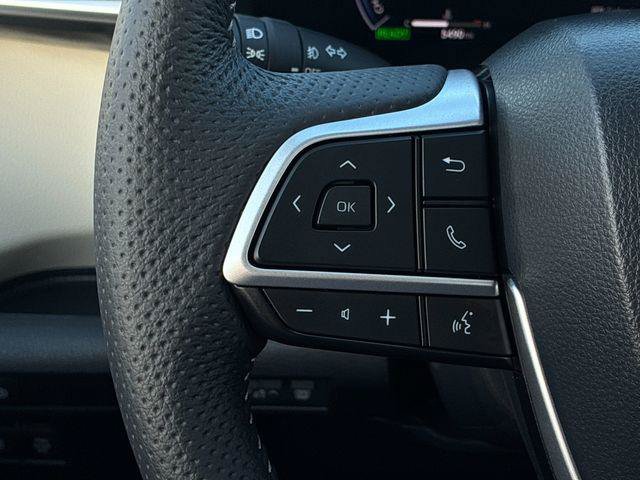Certified 2026 Toyota Sienna Limited FWD image 26