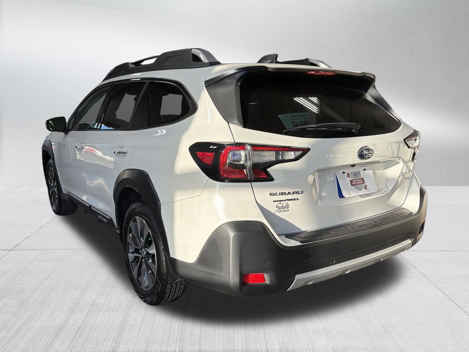 Certified 2025 Subaru Outback Touring w/ Popular Package #2 image 5