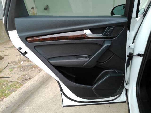 Used 2020 Audi Q5 2.0T Premium image 16