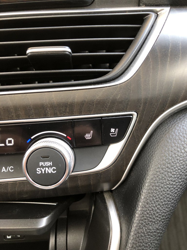 Used 2020 Honda Accord Touring image 31