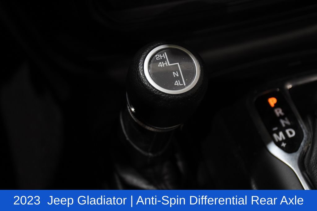Used 2023 Jeep Gladiator Sport AWD/4WD image 25