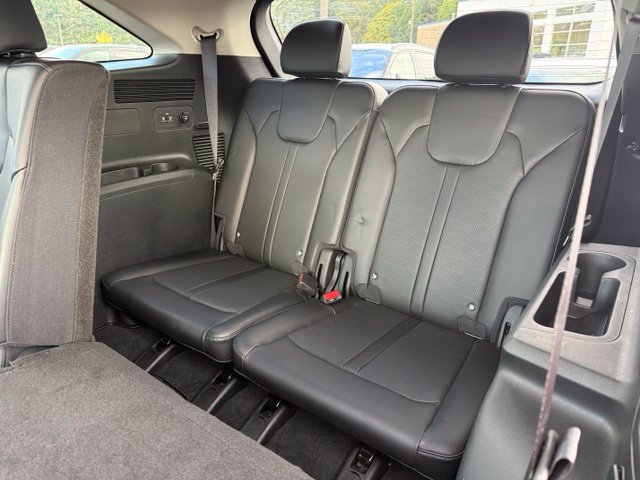 Used 2025 Kia Sorento S AWD/4WD image 14