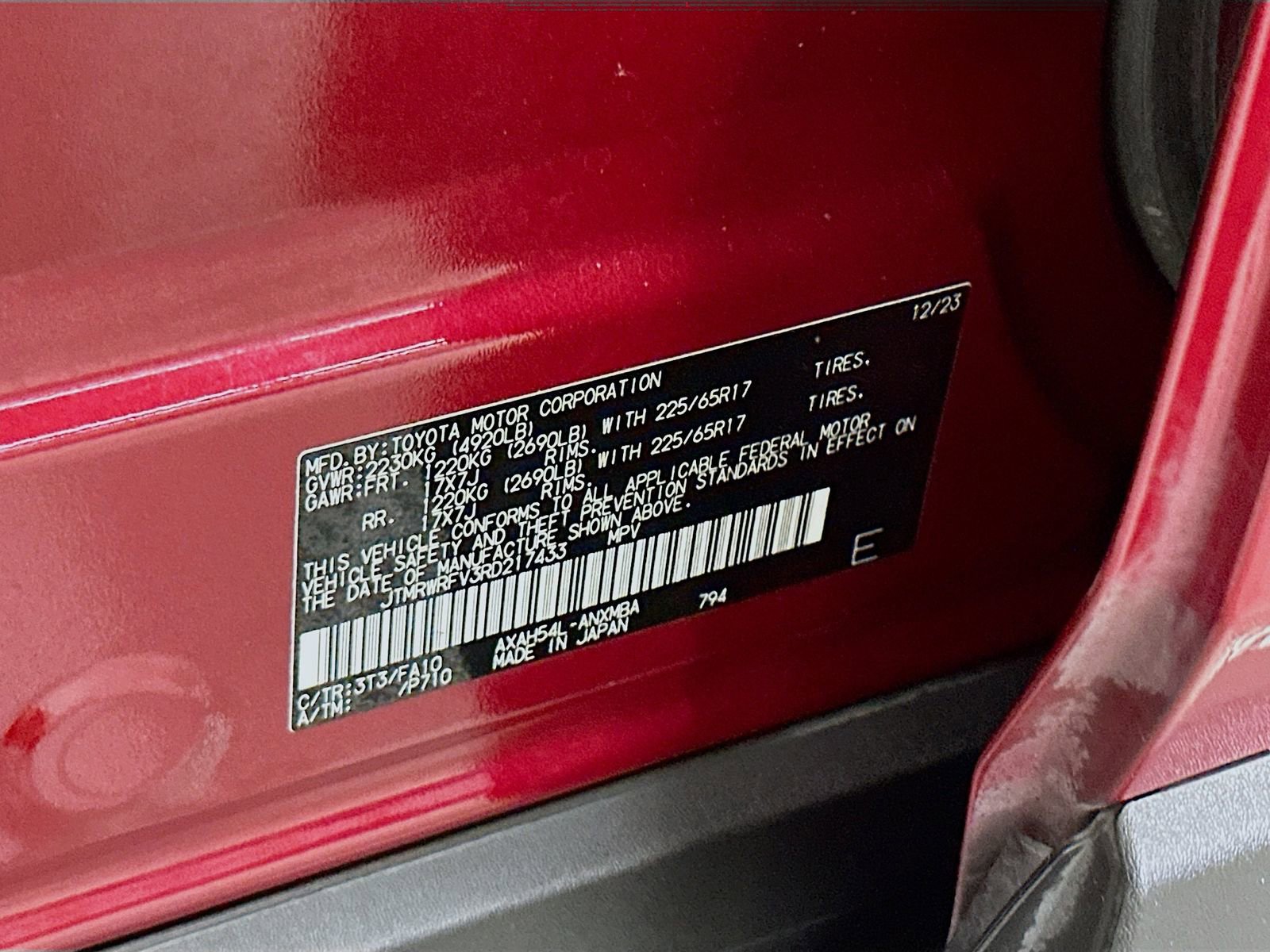 Used 2024 Toyota RAV4 XLE w/ Convenience Package image 34