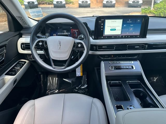 New 2026 Lincoln Aviator AWD image 24