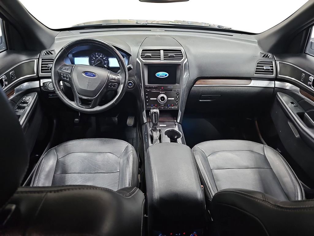 Used 2018 Ford Explorer Limited AWD/4WD image 9