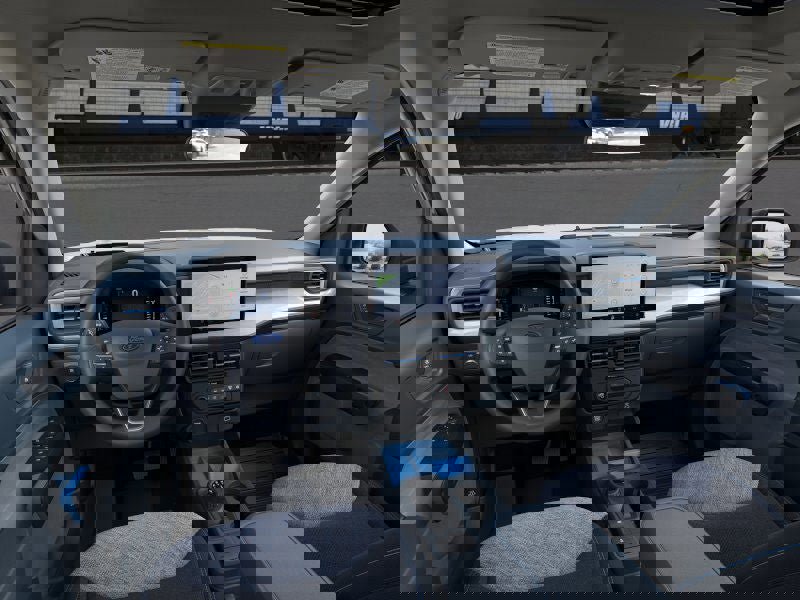 New 2025 Ford Maverick XLT image 9