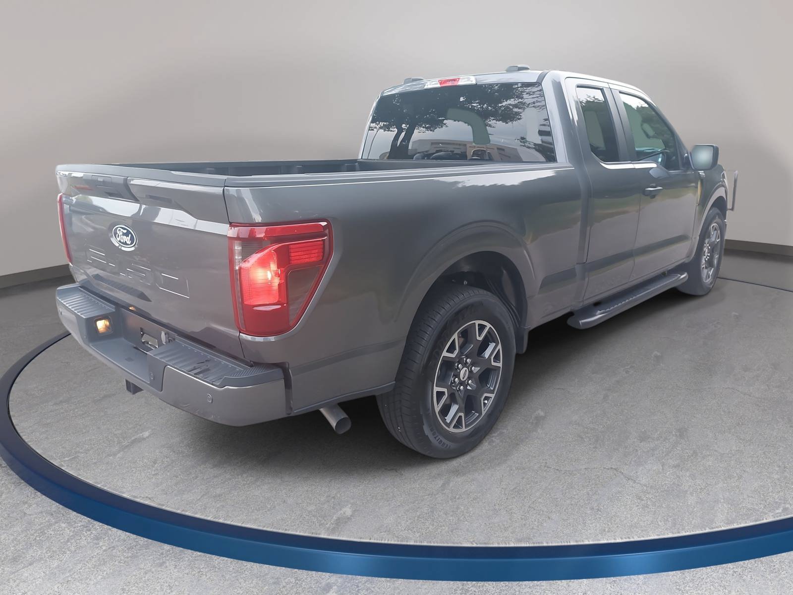 Used 2024 Ford F150 STX RWD image 5