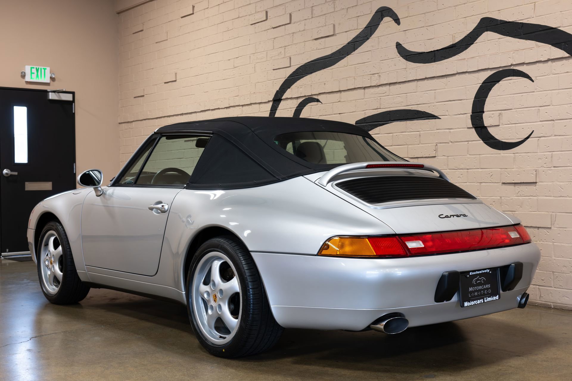 Used 1998 Porsche 911 Carrera RWD image 22
