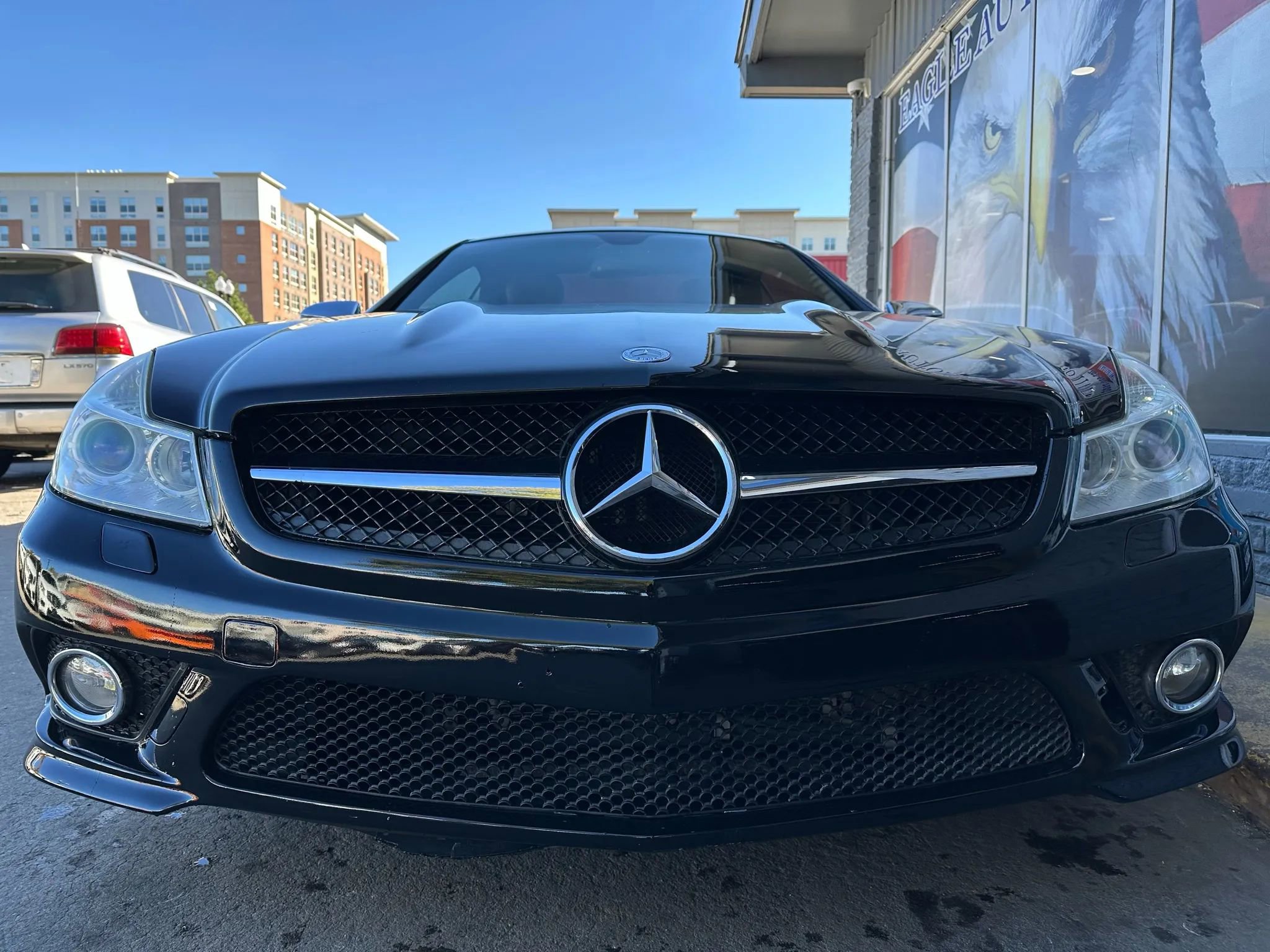 Used 2011 Mercedes-Benz SL 550 image 8