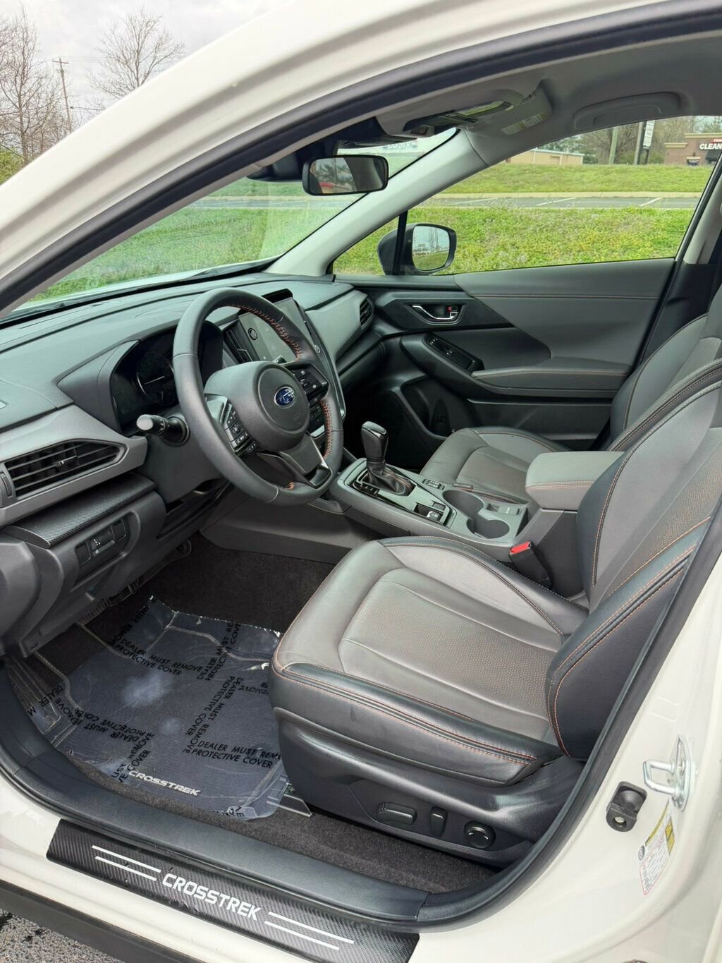 Used 2024 Subaru Crosstrek 2.5i Limited AWD/4WD image 9