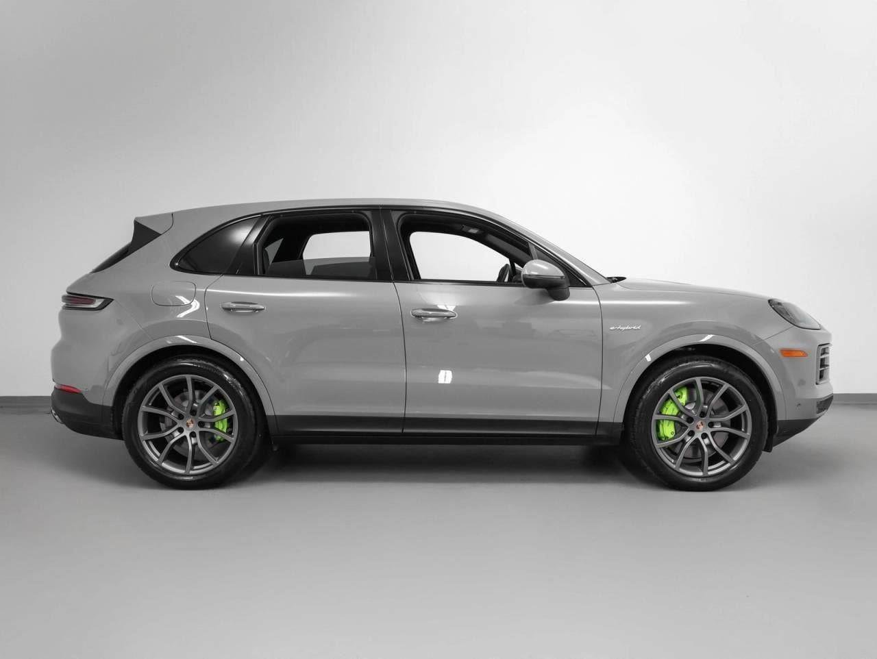 New 2025 Porsche Cayenne E-Hybrid image 78