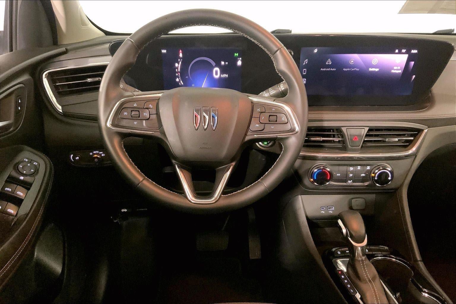 Used 2025 Buick Encore GX Preferred AWD/4WD image 5