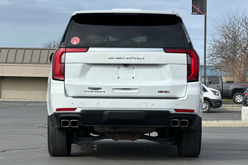 Used 2025 GMC Yukon Denali AWD/4WD image 5
