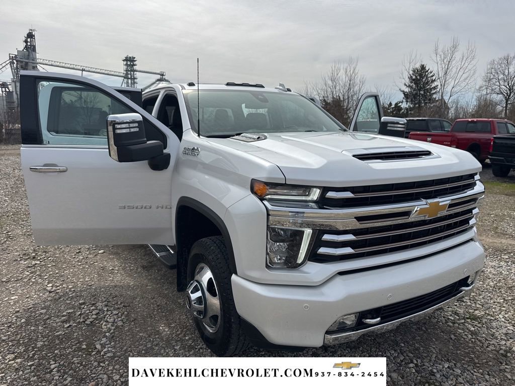 Used 2022 Chevrolet Silverado 3500 High Country w/ Safety Package II image 47