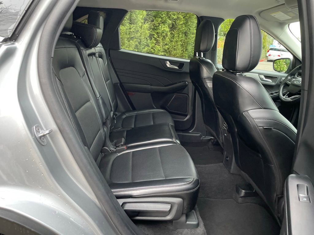 Used 2024 Ford Escape Platinum image 21