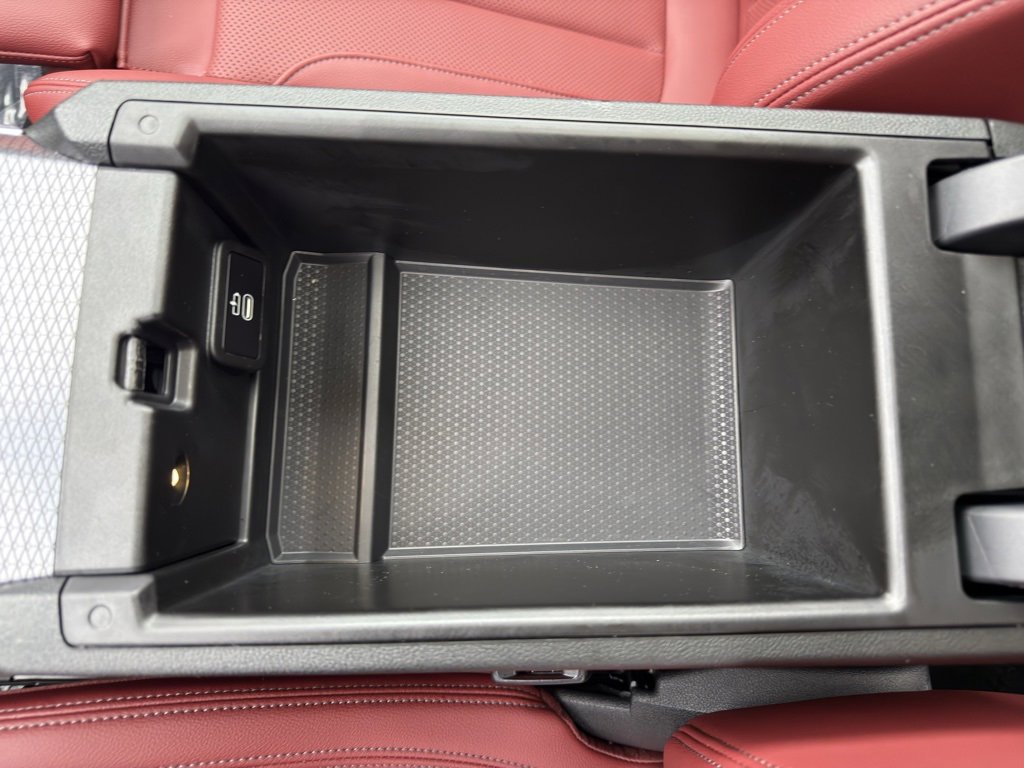 Used 2025 BMW M240i xDrive Coupe image 24