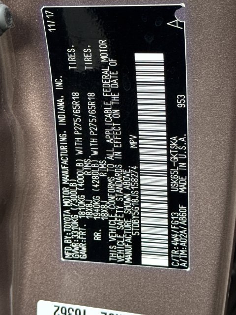 Used 2018 Toyota Sequoia SR5 w/ Carpet Mat Package AWD/4WD image 17