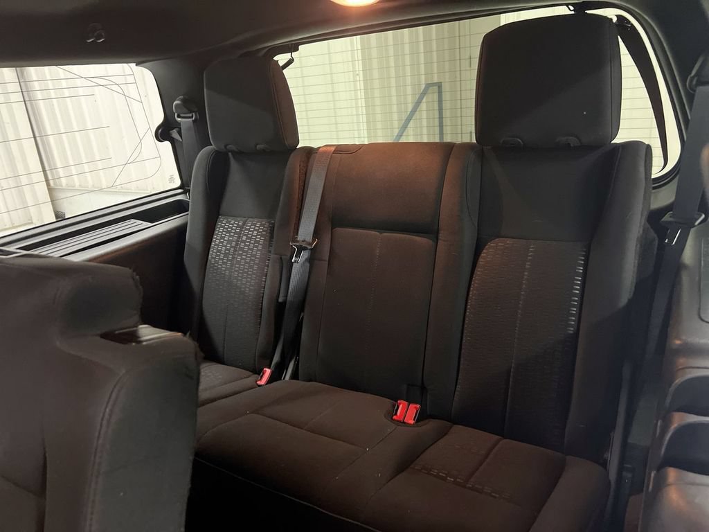 Used 2016 Ford Expedition XLT AWD/4WD image 23