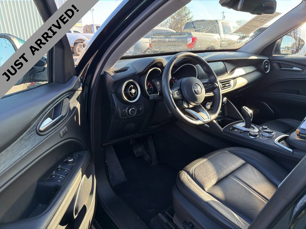 Used 2021 Alfa Romeo Stelvio Sprint w/ Sun & Sound Package image 9