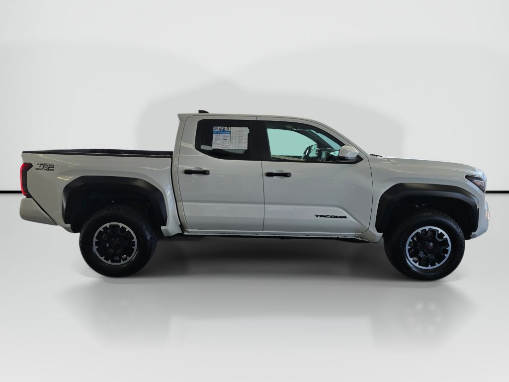 Used 2024 Toyota Tacoma TRD Off-Road AWD/4WD image 2