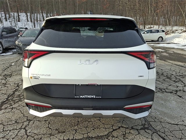 Used 2023 Kia Sportage LX image 5