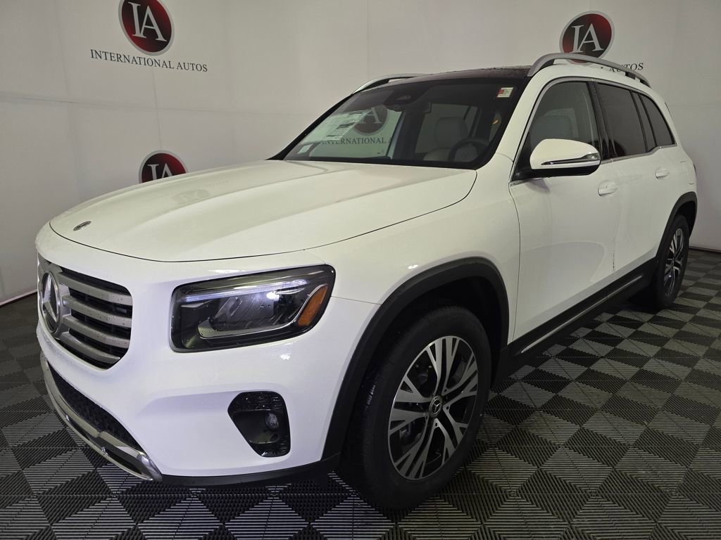 New 2025 Mercedes-Benz GLB 250 4MATIC image 5