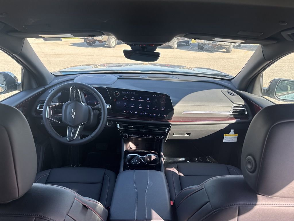 New 2026 Chevrolet Traverse Z71 w/ Driver Confidence Package image 14