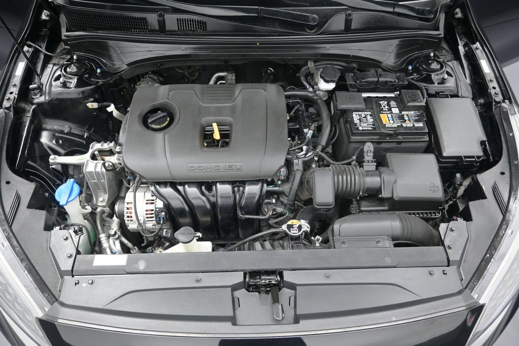 Used 2024 Kia Forte LXS w/ LXS Technology Package FWD image 16