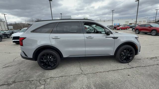 Used 2022 Kia Sorento SX image 9