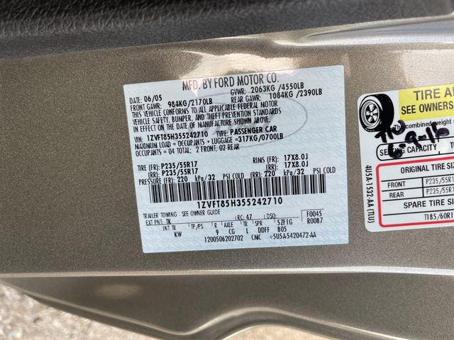 Used 2005 Ford Mustang GT Premium RWD image 21