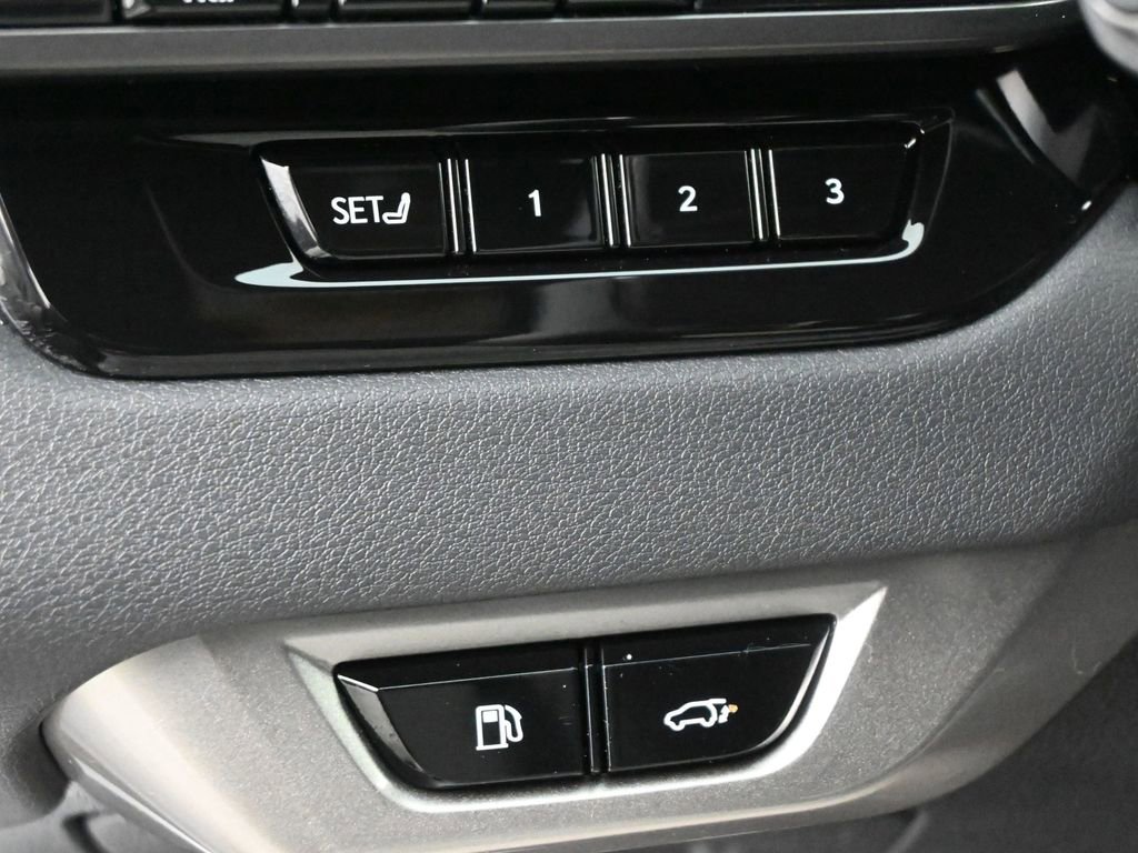 Used 2023 Lexus RX 350 Premium w/ Accessory Package image 5