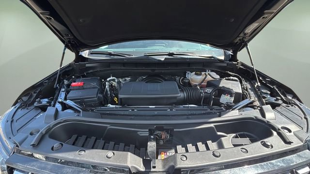 Used 2024 Chevrolet Tahoe Premier RWD image 32