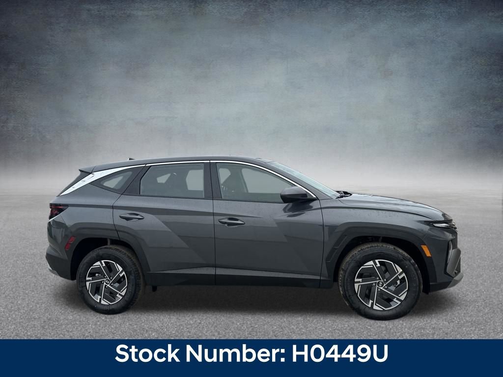 New 2026 Hyundai Tucson Blue SE image 6