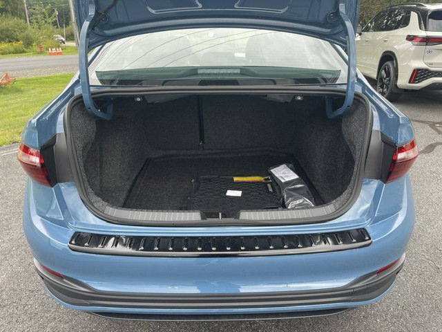 New 2027 Volkswagen Jetta Sport FWD image 8