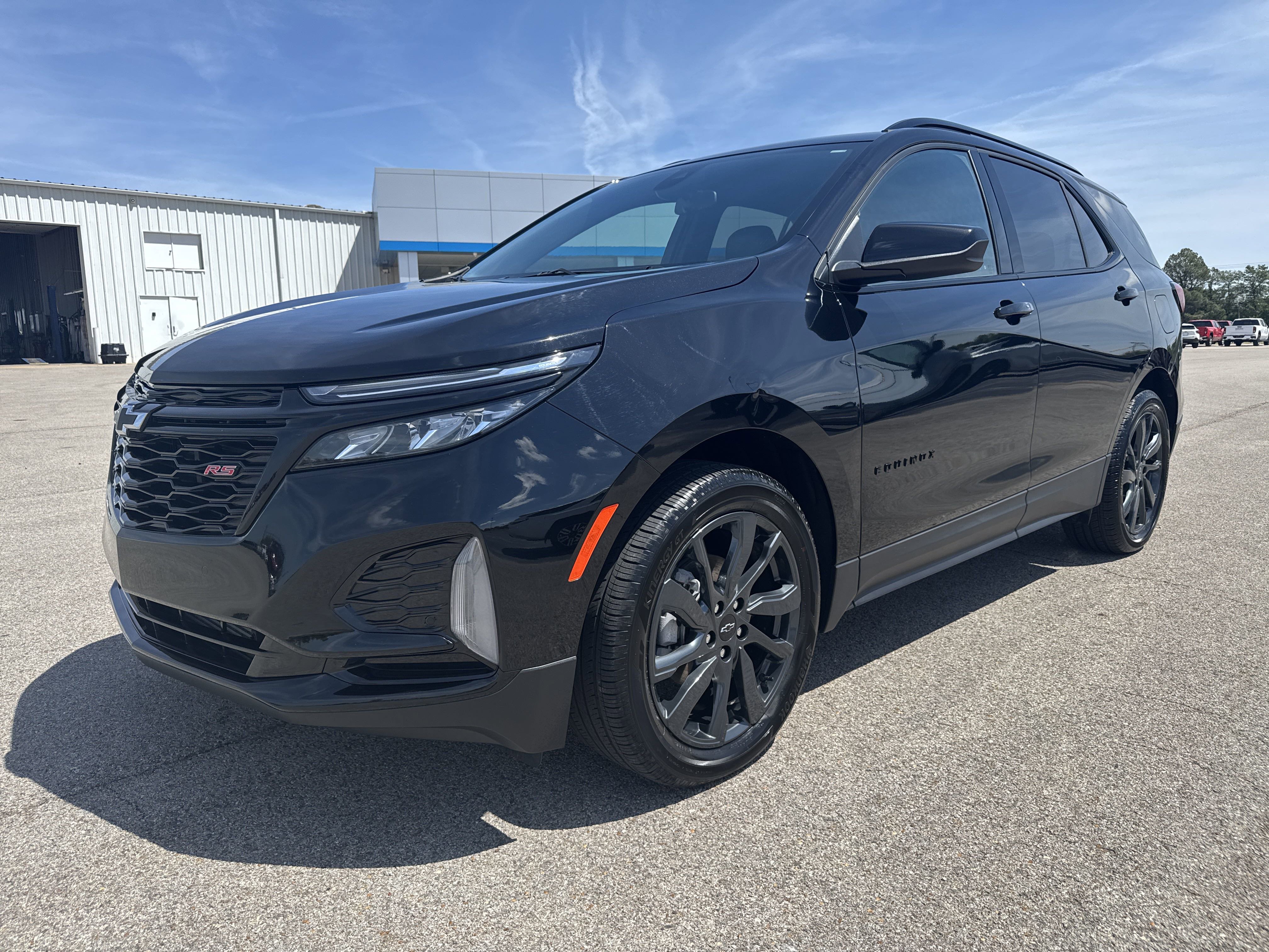 Used 2024 Chevrolet Equinox RS image 1