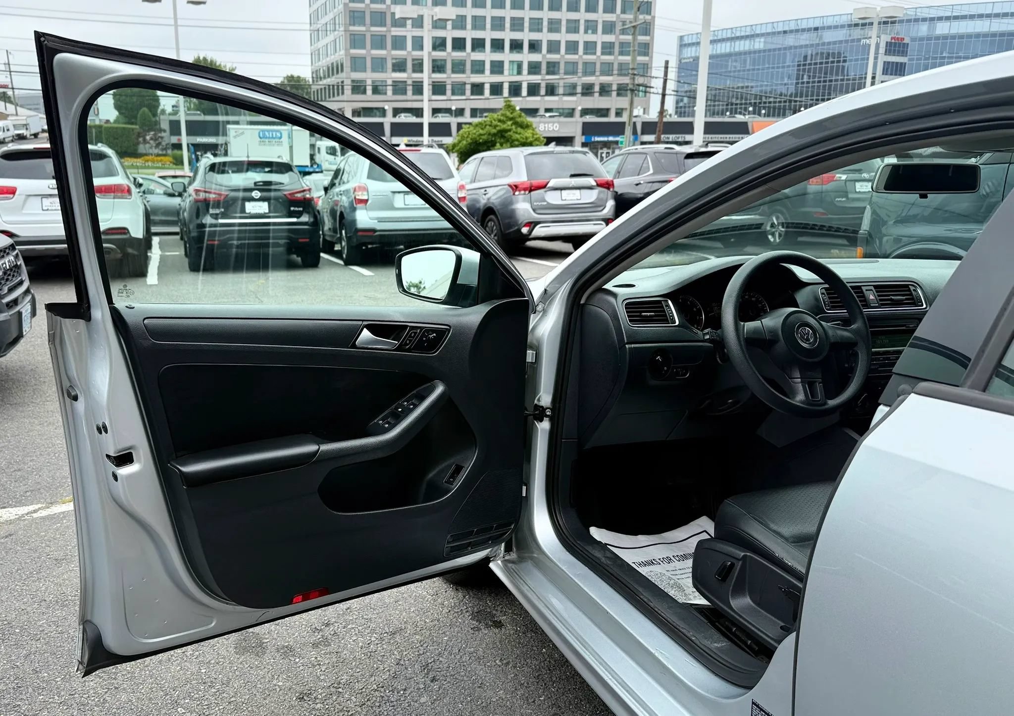 Used 2014 Volkswagen Jetta SE FWD image 9