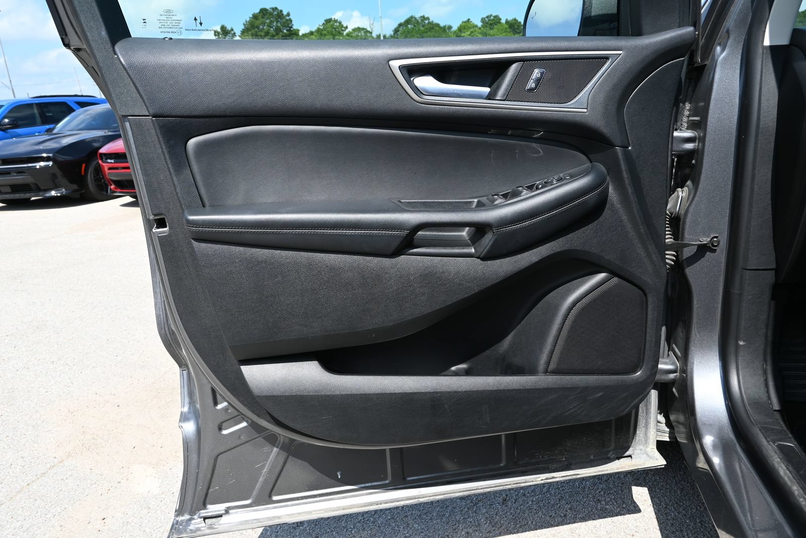 Used 2024 Ford Edge SEL AWD/4WD image 8