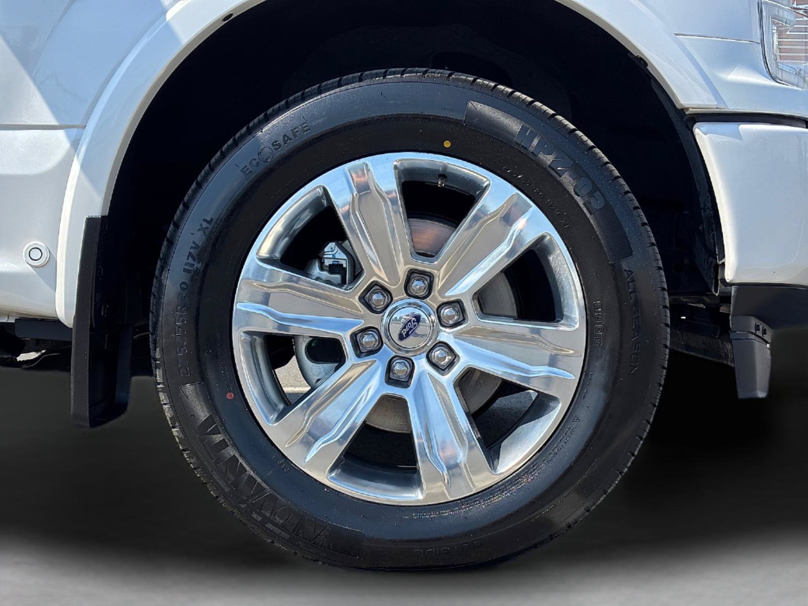 Used 2018 Ford F150 Platinum w/ Equipment Group 701A Luxury AWD/4WD image 11
