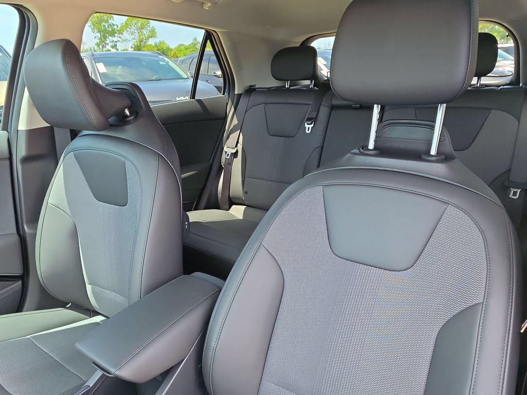 New 2026 Kia Niro Wind FWD image 22