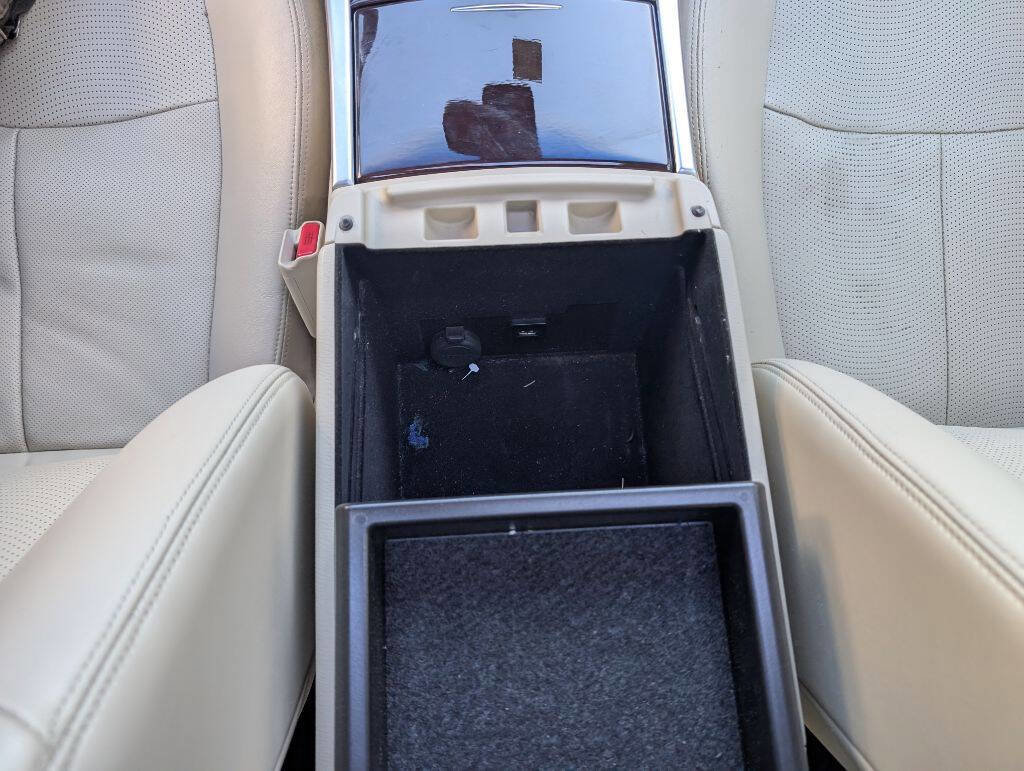 Used 2012 INFINITI M37 w/ Premium Pkg image 43