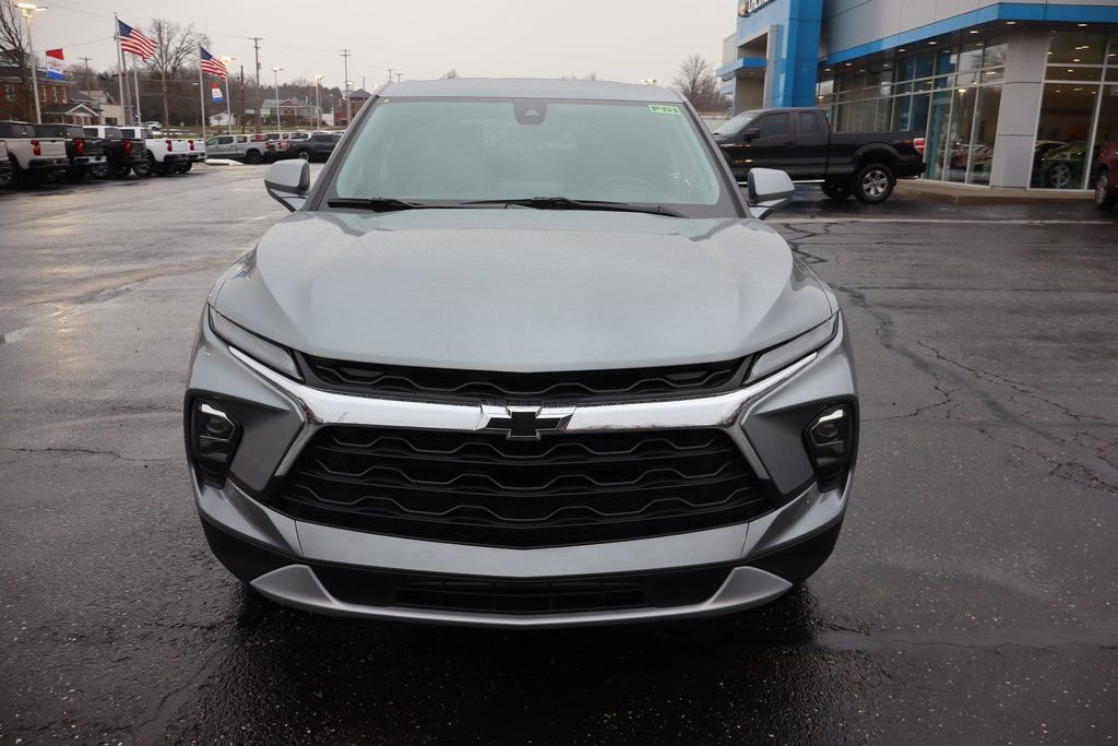 New 2026 Chevrolet Blazer LT w/ LPO, Black Sport Package image 23