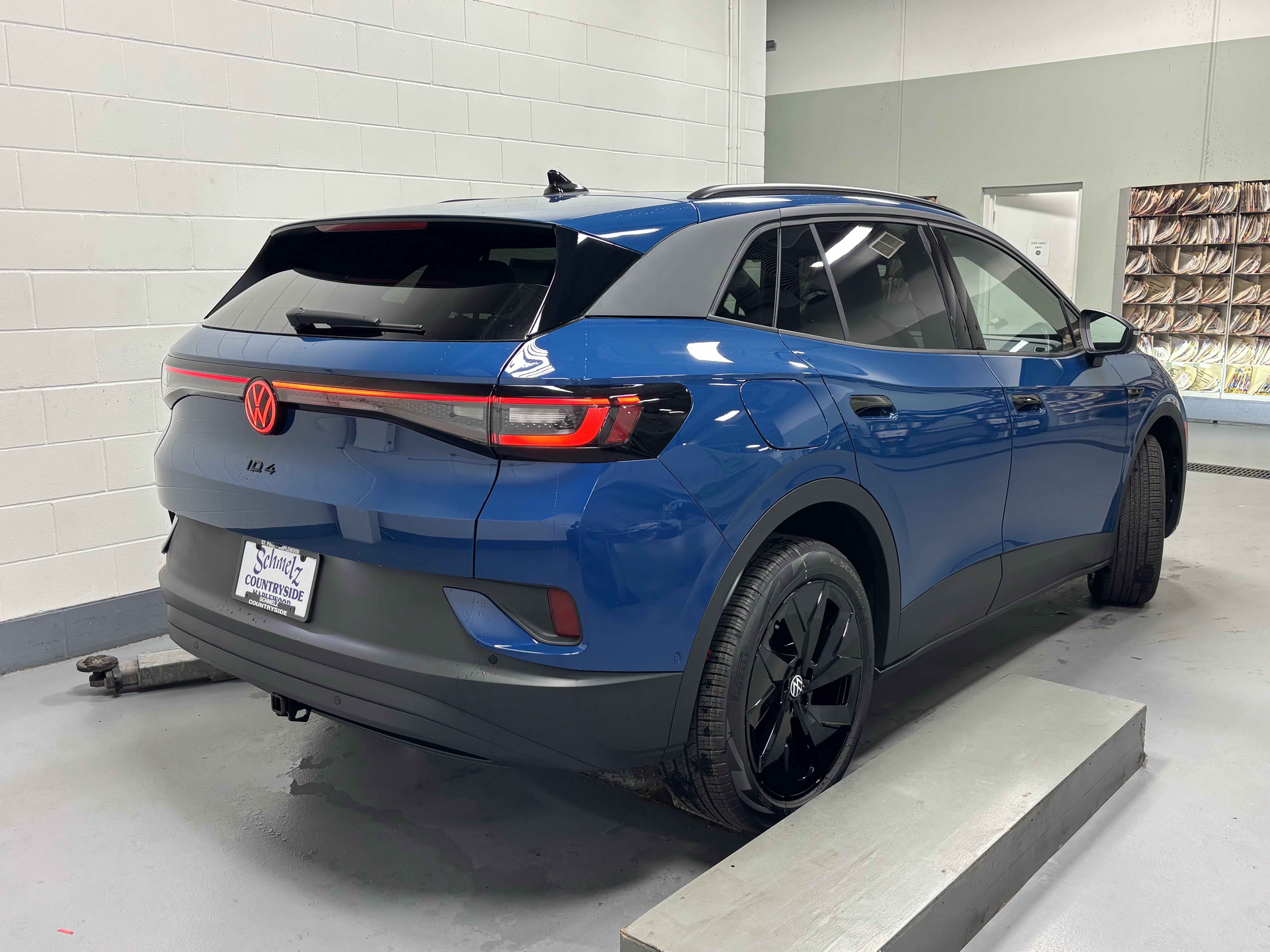 New 2025 Volkswagen ID.4 Pro S AWD/4WD image 8