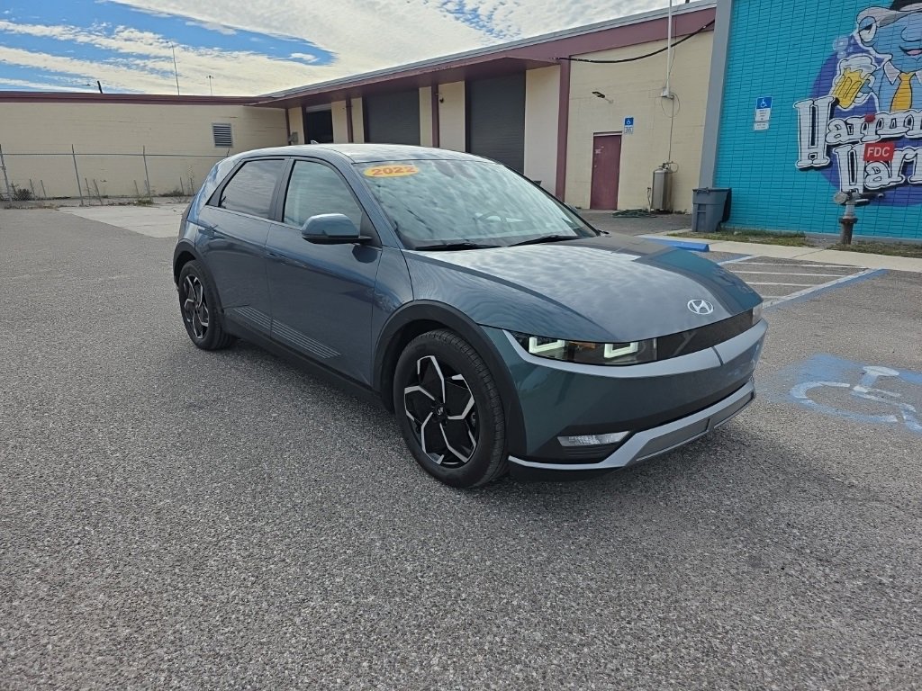 Used 2022 Hyundai Ioniq 5 SE image 1