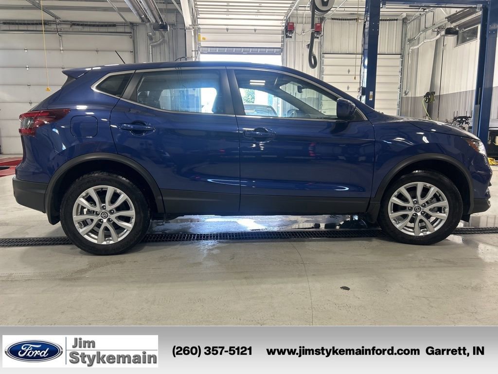 Used 2022 Nissan Rogue Sport S image 14