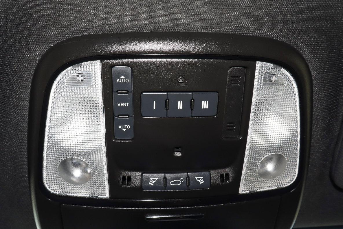 Used 2022 Dodge Durango R/T w/ Blacktop Package image 34