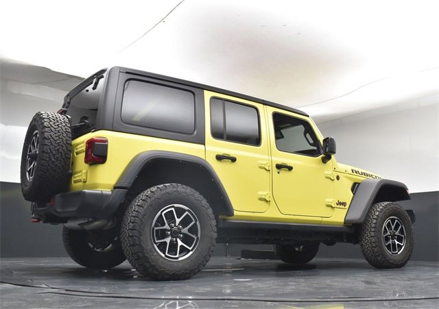 Used 2024 Jeep Wrangler Unlimited Rubicon image 38